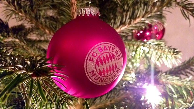 稳占据第二 稳占据第二